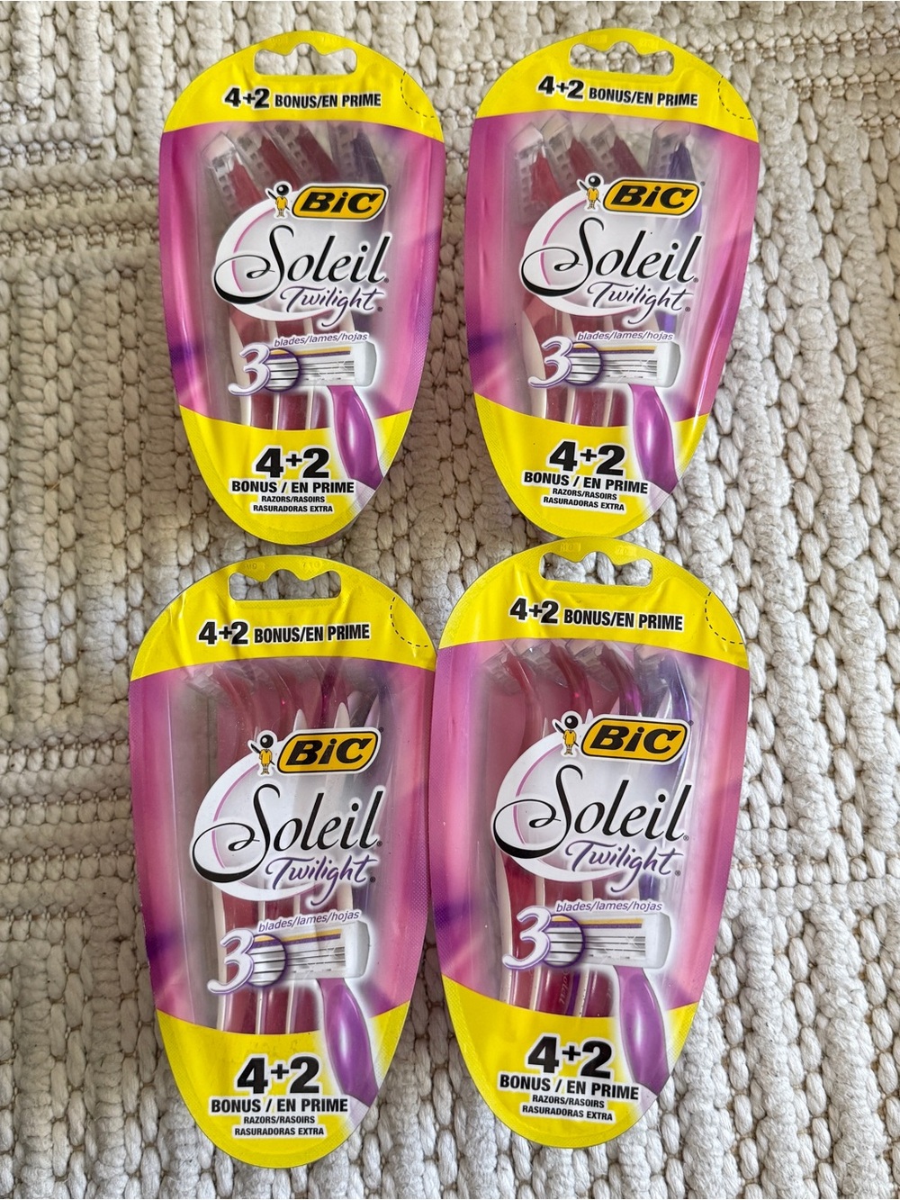 Bic Soleil Twilight Triple Blade Women's Disposable Razors, 6 Ct (4 Packs) Pink